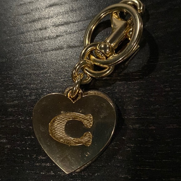 Coach heart keychain - Picture 1 of 3